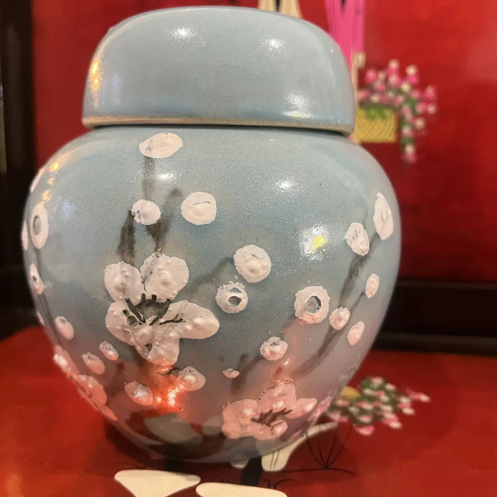 Vintage Taiwanese Ginger Jar hillsvintage