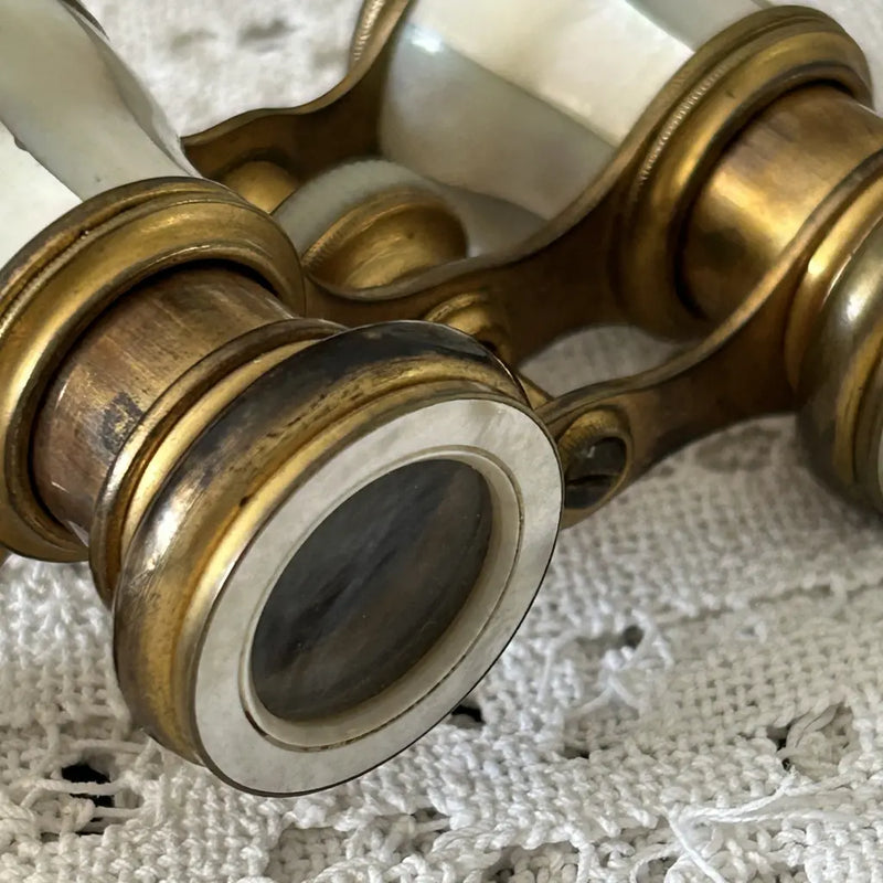 French Opera Glasses Mother of Pearl c.1880 Close