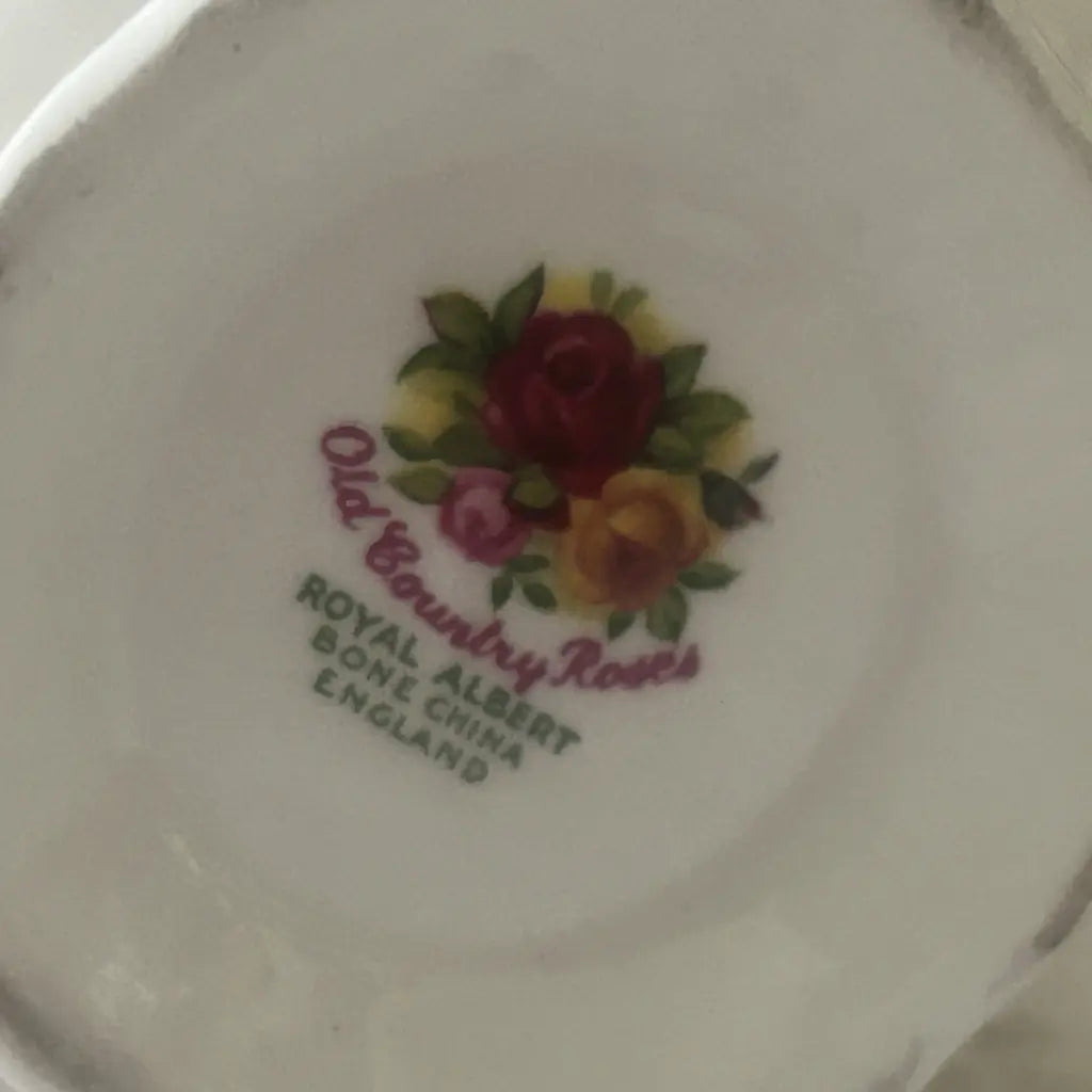 Royal Albert Old Country Roses Sugar Bowl and Creamer Marking