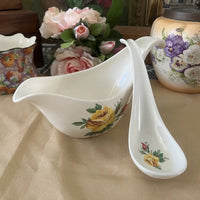 Midwinter English Sauce Boat with matching Ladle Main