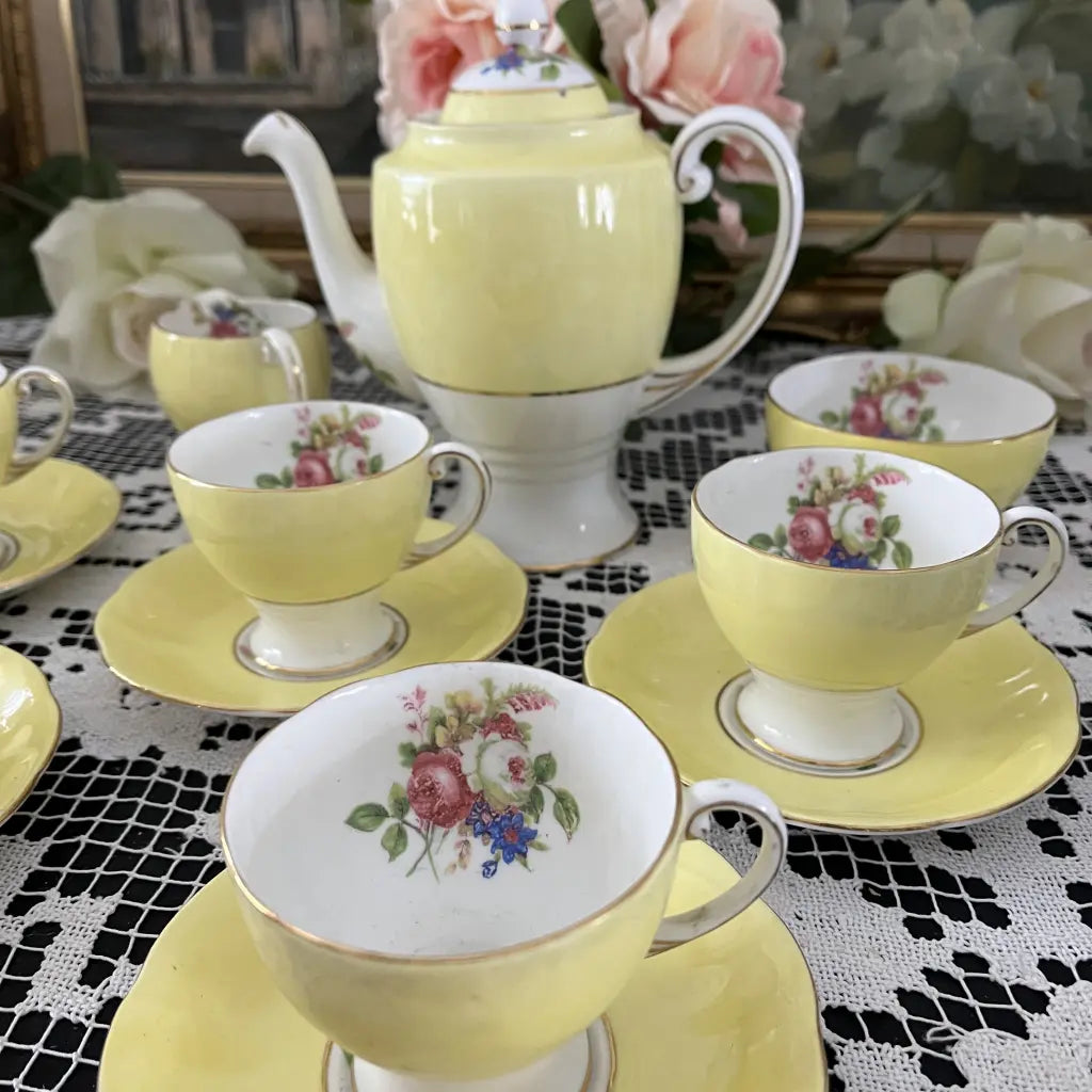 Vintage Royal Standard England Yellow Porcelain Tea Set Centre
